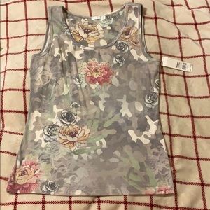 NWT Apt. 9 Tank